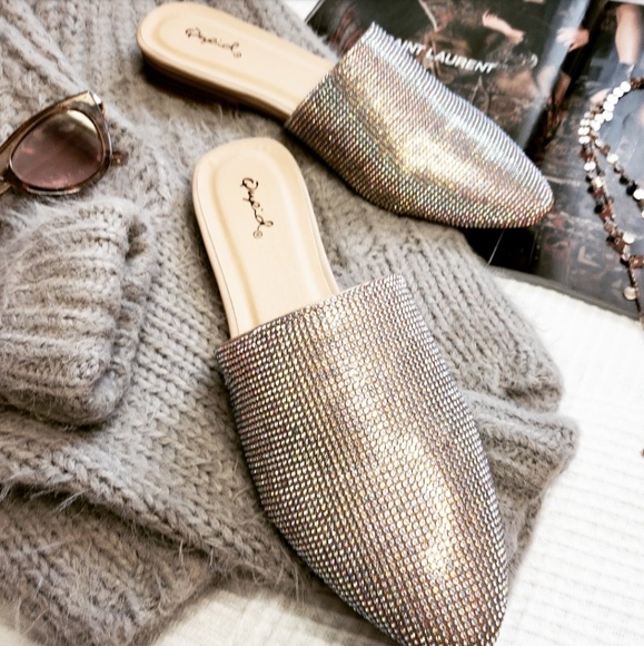 🚨//The Glitz// Champagne Slide/ Flat - Picture 4 of 8